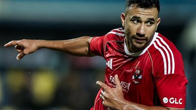 محمود حسن تريزيجيه يتقدم للأهلي أمام الزمالك بقمة دوري نايل