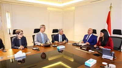 10 ملايين دولار منحة كورية لتطوير مراكز تدريب على صيانة السيارات الخضراء في مصر