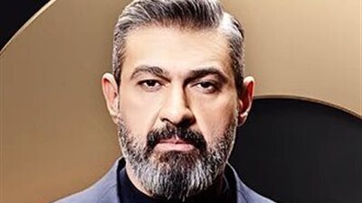 من الكاميرا للسياسة.. ظهور ياسر جلال بقسم الشرطة وتكهنات بتعيينه بمجلس الشيوخ