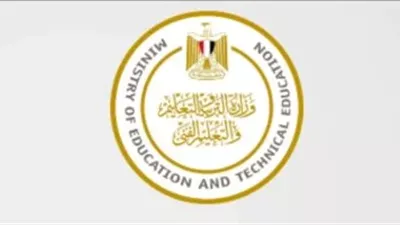 وزير التعليم يعلن موعد تسليم الكتب.. ويوجه رسائل حاسمة للطلاب