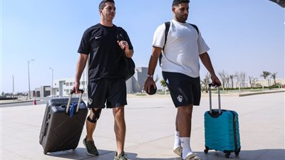 وصول الزمالك إلى العاصمة الإدارية للمشاركة في بطولة العالم للأندية لكرة اليد