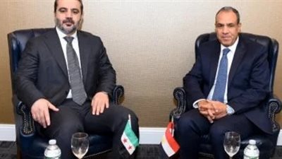 وزير الخارجية يبحث مع نظيره السوري تعزيز الاستقرار والسيادة في سوريا