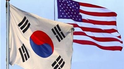 كوريا الجنوبية تناشد دونالد ترامب للوساطة في الأزمة مع كوريا الشمالية