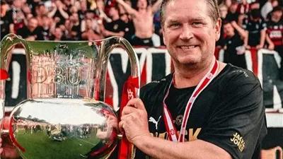 من هو الدنماركي توماس توماسبيرج مدرب الأهلي المحتمل؟