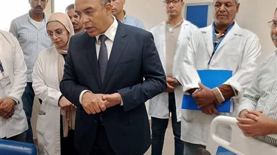 محافظ المنيا يكلف نائبه والسكرتير العام بمتابعة حالة مصابي حادث انقلاب ألاتوبيس