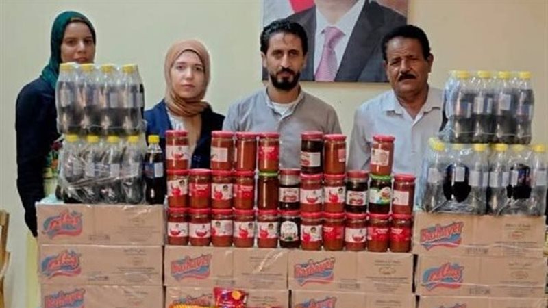 مسئولى الحملة برفقة