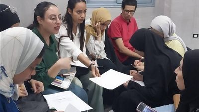 تنظيم ندوات توعوية عن مخاطر الهجرة غير الشرعية لتعزيز وعي الشباب بالبدائل الآمنة بالمنيا