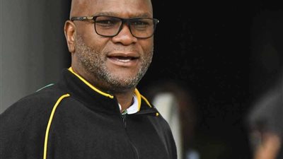 موت غامض لسفير جنوب إفريقيا في باريس.. ومازالت التحقيقات مستمرة