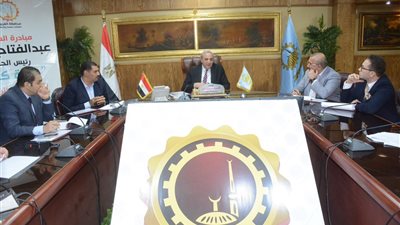 محافظ الغربية يؤكد: التقنين أولوية وطنية وحماية حقوق المواطنين