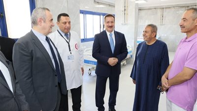 محافظ المنوفية ورئيس الهيئة العامة للمستشفيات والمعاهد التعليمية يتفقدان تطوير مستشفى شبين الكوم التعليمي