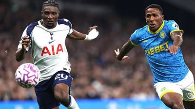 تعرف علي التشكيل الرسمي لتوتنهام و ليدز يونايتد بالدوري الانجليزي