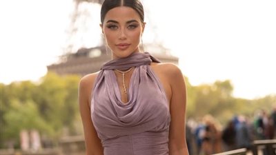 يارا السكري تخطف الأضواء في أسبوع الموضة بباريس.. صور