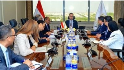 وزير التموين يعلن تحويل المجمعات الاستهلاكية إلى منافذ تجارية مطورة