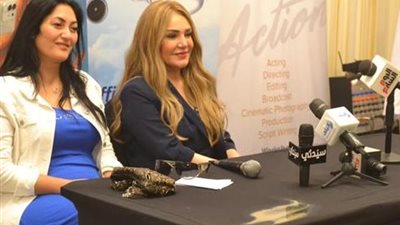 أسرار فيروز تتجدد في مهرجان الإسكندرية وابنتها تروي حكاية 