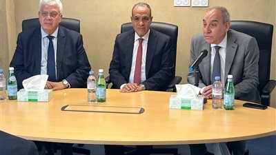 وزيرا الخارجية والتعليم العالي يلتقيان الطلاب المصريين في باريس ويعززان التعاون الأكاديمي بين مصر وفرنسا