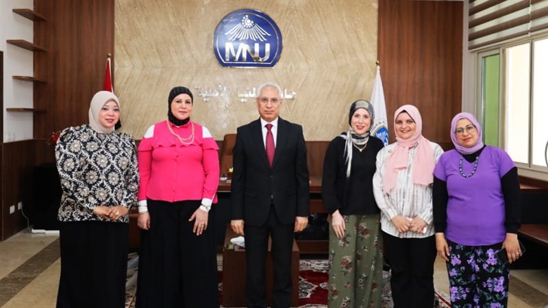 رئيس جامعة المنيا