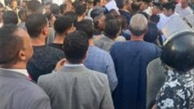  توافد عشرات المرشحين على محكمة قنا الابتدائية لتقديم طلبات الترشيح لانتخابات النواب