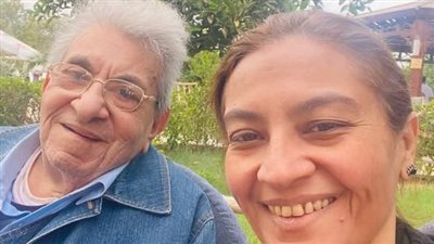 في أحدث ظهور له.. يسر فلوكس توجه رسالة مؤثرة لوالدها الفنان فاروق فلوكس