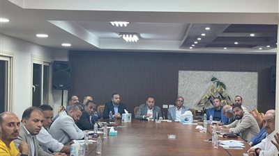 «مستثمرو 15 مايو» يبحثون حلول عاجلة لتطوير المنطقة الصناعية وتذليل العقبات أمام المصانع