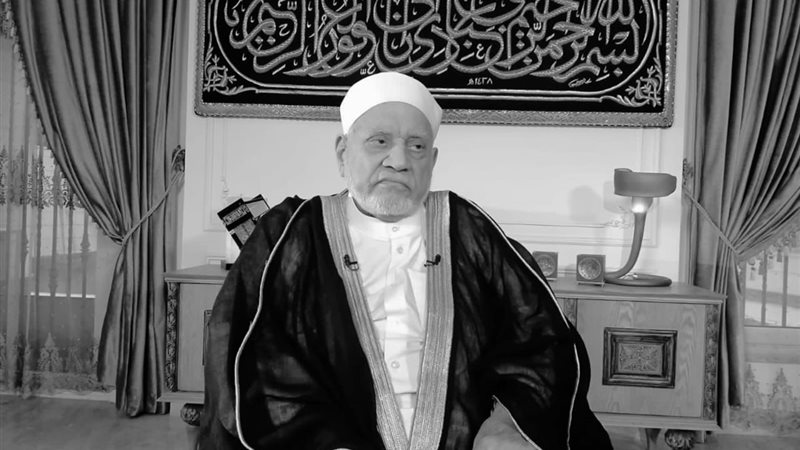الدكتور أحمد عمر