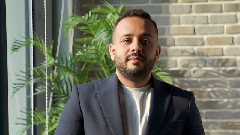 خبير الاستثمار محمد