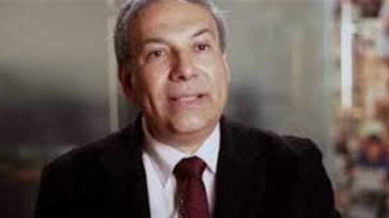 عمرو دوارة