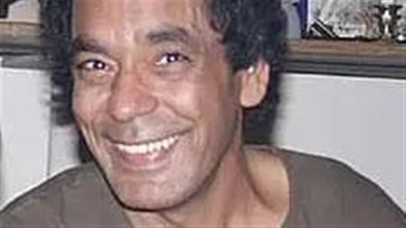 النجم محمد منير
