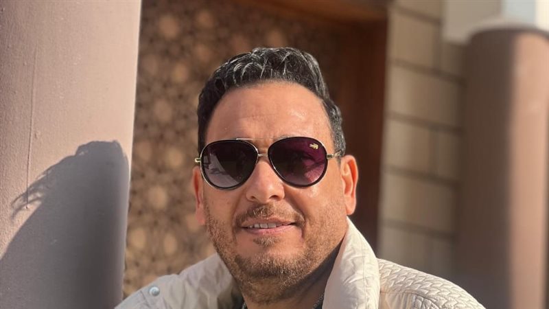 الفنان احمد العسيوى