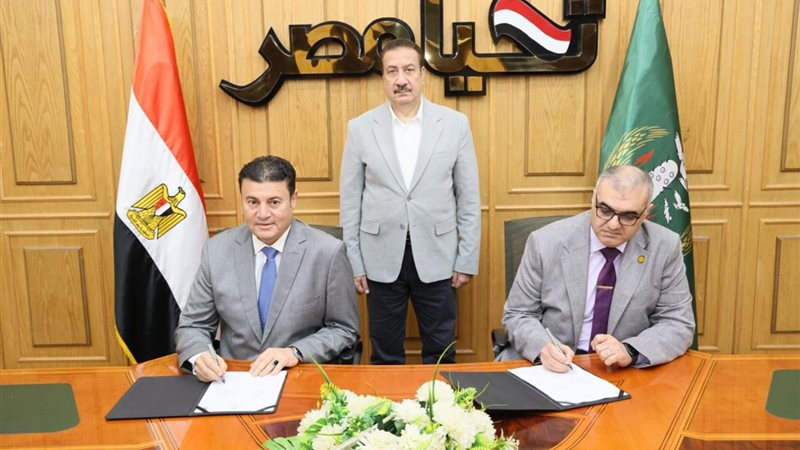 أثناء التوقيع