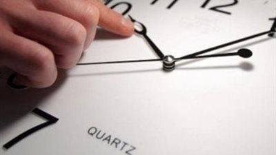 تعرف على موعد بدء العمل بالتوقيت الشتوي.. التفاصيل