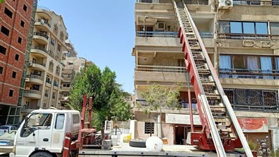 مصرع عامل وإصابة آخر إثر سقوط ونش أثاث بالجيزة