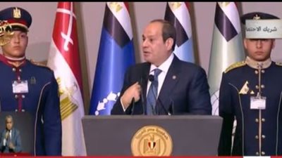 السيسي يؤكد على مكانة أكتوبر في تاريخ مصر ودور الدولة في تحقيق الأمن والاستقرار بالمنطقة