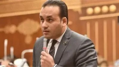 رسائل الرئيس السيسي خلال الندوة التثقيفية الـ42 للقوات المسلحة تثير تفاعلًا واسعًا