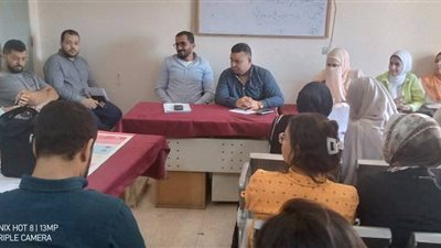 تكريم العاملين المتميزين بقطاع الصحة في طهطا ومناقشة سبل الارتقاء بالخدمات