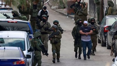 شاحنات المساعدات الإنسانية تبدأ التحرك عبر ميناء رفح تمهيدًا لإدخالها إلى غزة