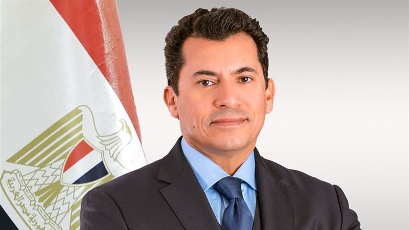 الدكتور أشرف صبحي