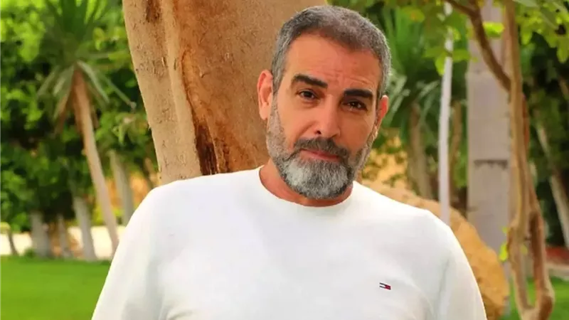 الفنان الكبير أحمد