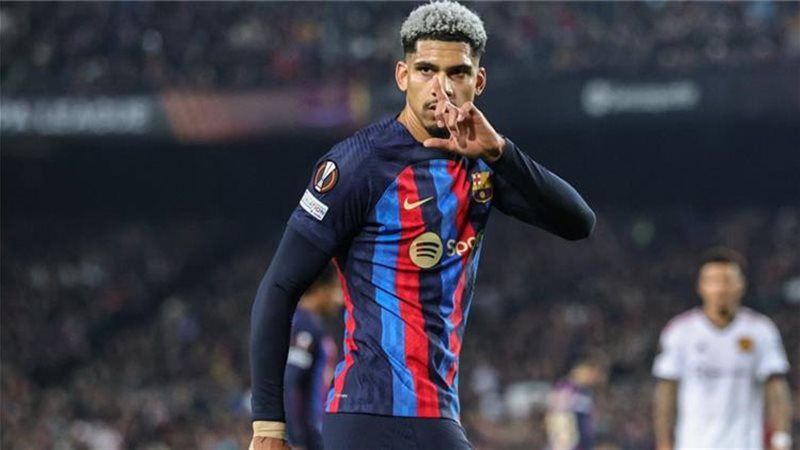 برشلونة