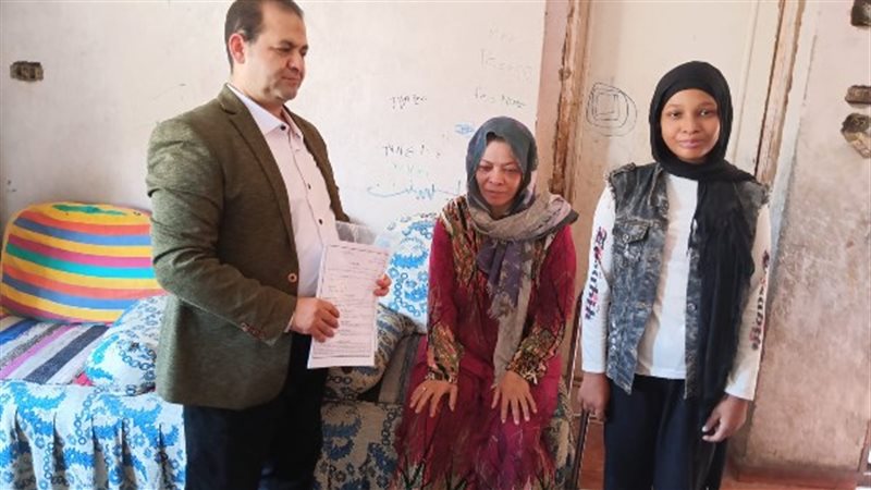 تسلم ١١ شهادة مزاولة