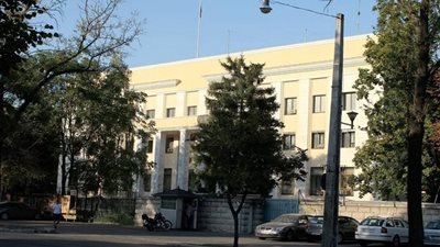 السلطات الرومانية تحبط محاولة لاقتحام السفارة الروسية.. تفاصيل 