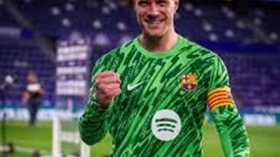 قرار مفاجئ من برشلونة بشأن مستقبل الدولي الألماني تير شتيجن.. تقاصيل