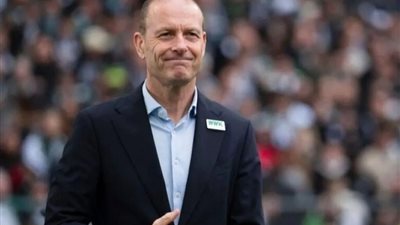 بداية مبشرة.. ماذا فعل المدير الفني للأهلي داخل الغرف المغلقة؟