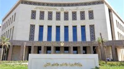 وزارة التعليم تحدد رسوم إعادة قيد الطلاب المفصولين بسبب الغياب وتشدد على الانضباط المدرسي