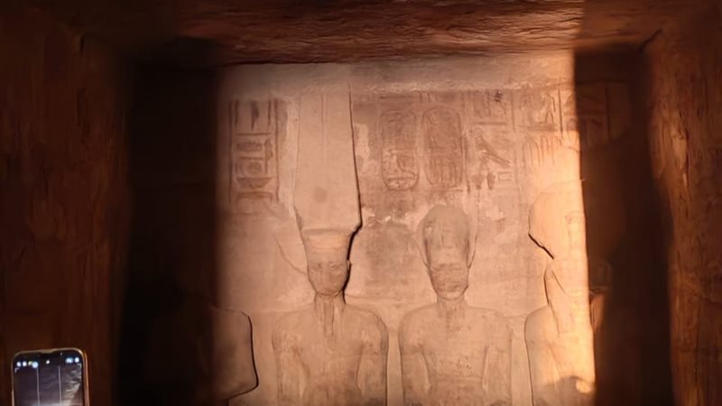 ظاهرة تعامد الشمس