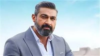 ياسر جلال يشوق جمهوره بصور من كواليس «كلهم بيحبوا مودي»