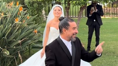 المخرج هادي الباجوري يحتفل بزفافه على هايدي خالد في إحدى المناطق الأثرية بالجيزة