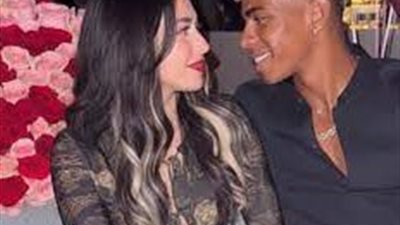 لامين يامال نجم برشلونة يعلن انفصاله عن نيكي نيكول