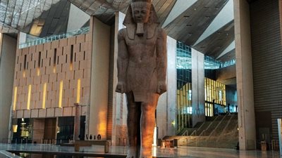 رئيس الوزراء اليوناني يشيد بالمتحف المصري الكبير: إنجاز عالمي