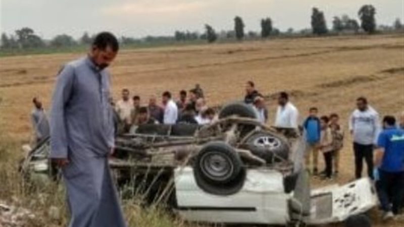 إصابة 8 أشخاص فى