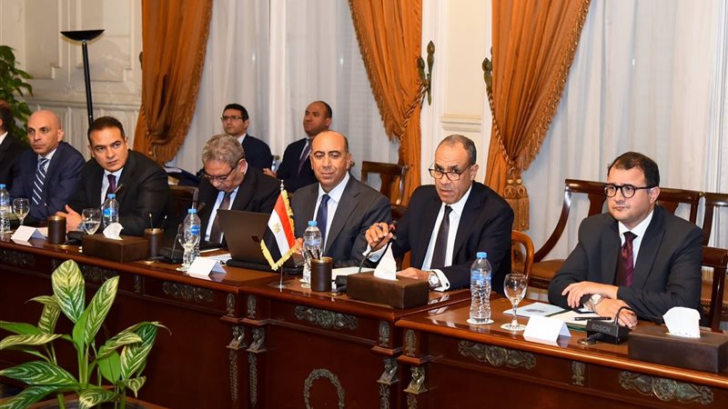 وزير الخارجية 